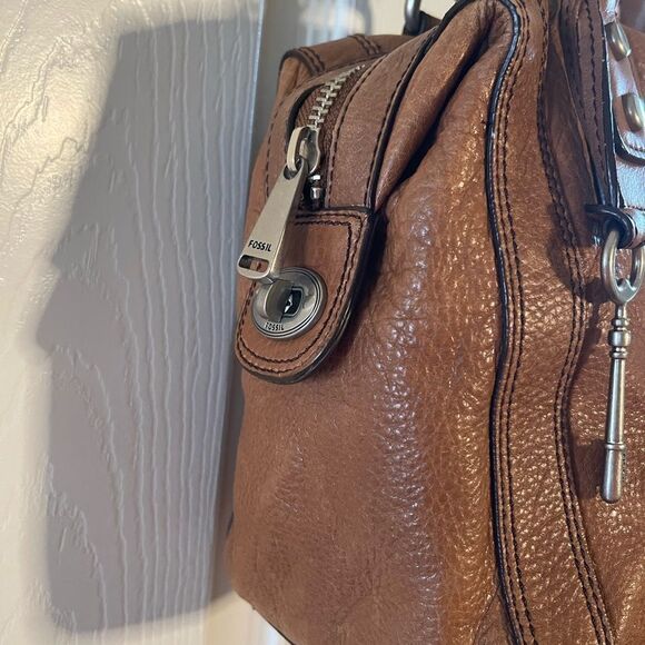 Fossil Marlow Brown Leather satchel faded gold tone hardwares and accent. - Picture 4 of 16